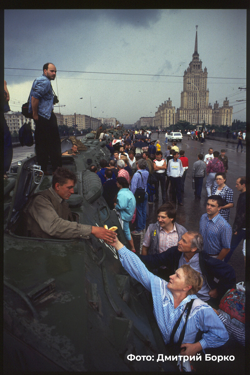 <p>Военная техника на улицах Москвы, 19-21 августа 1991 года</p>
