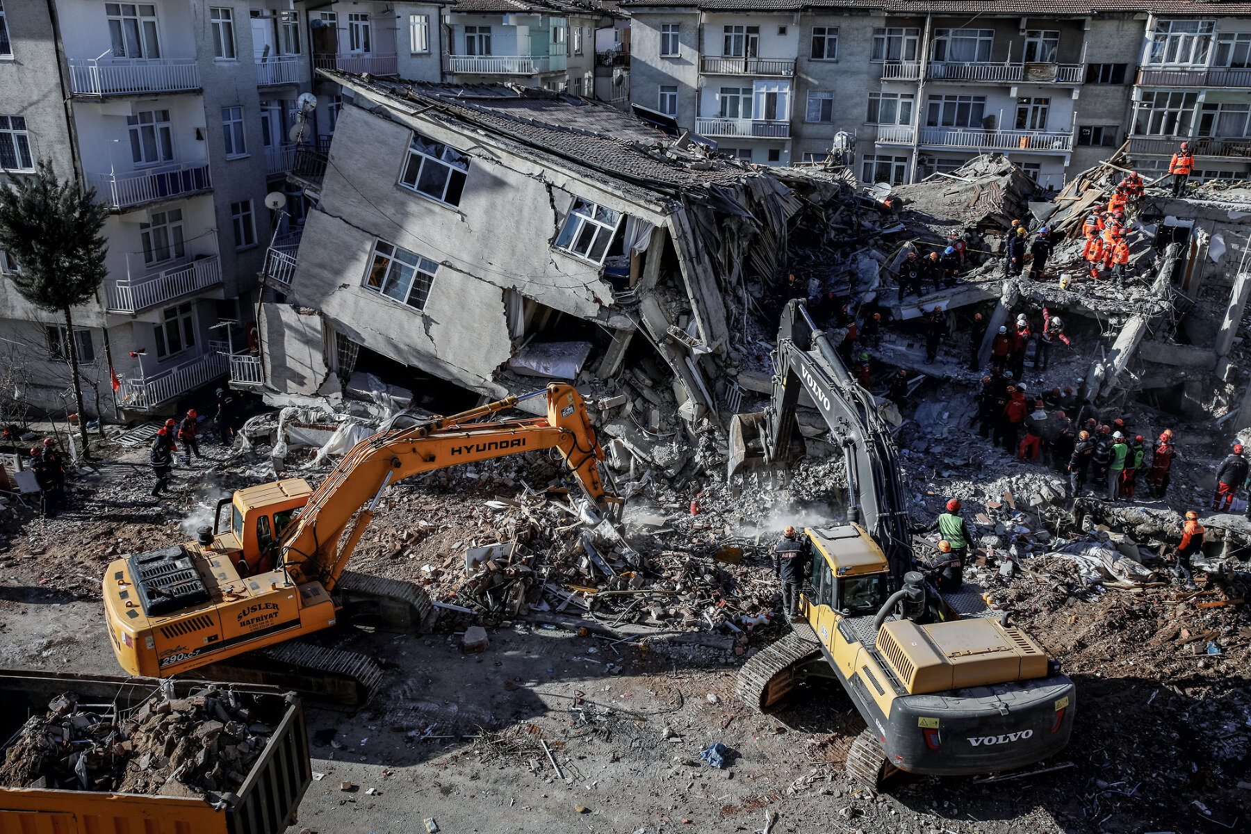 <p>Последствия землетрясения в Турции</p>