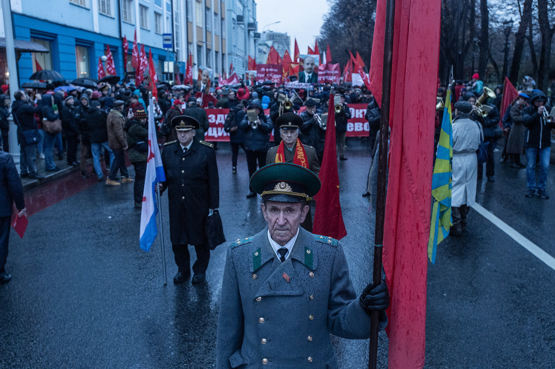 <p>7 ноября, Москва. Шествие и митинг в годовщину Октябрьской революции</p>