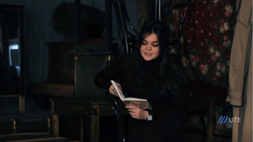 Полина Лазарева читает фрагмент книги о Жене Кантонистовой